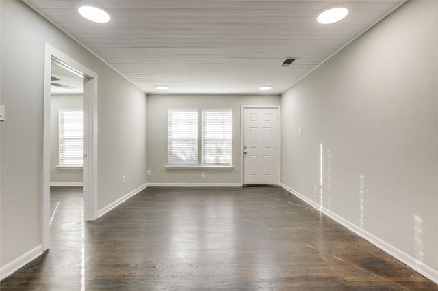 5216 McCarty W 7, Austin, TX 78749