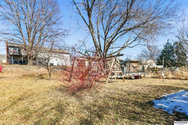 13424 Montclair Drive, Omaha, NE 68144