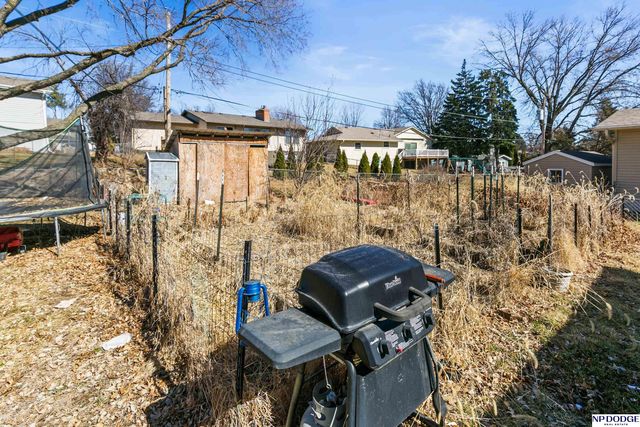 13424 Montclair Drive, Omaha, NE 68144