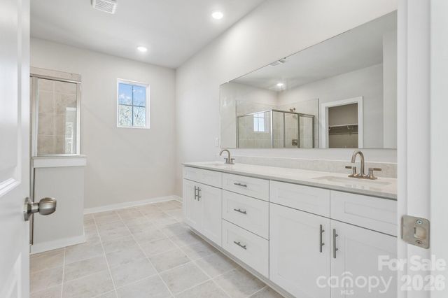 204 E Warfield Drive, Mooresville, NC 28115