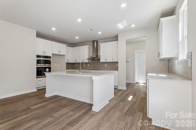 204 E Warfield Drive, Mooresville, NC 28115