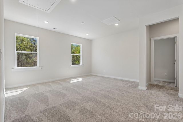 204 E Warfield Drive, Mooresville, NC 28115