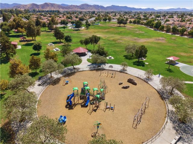 561 Lanier St, Hemet, CA 92543