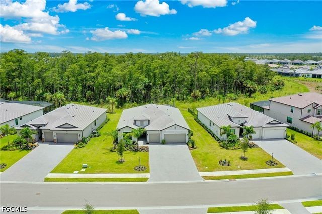 19070 Hinkley DR, Estero, FL 33928