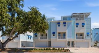 1413 BAYSHORE BOULEVARD 11, Dunedin, FL 34698