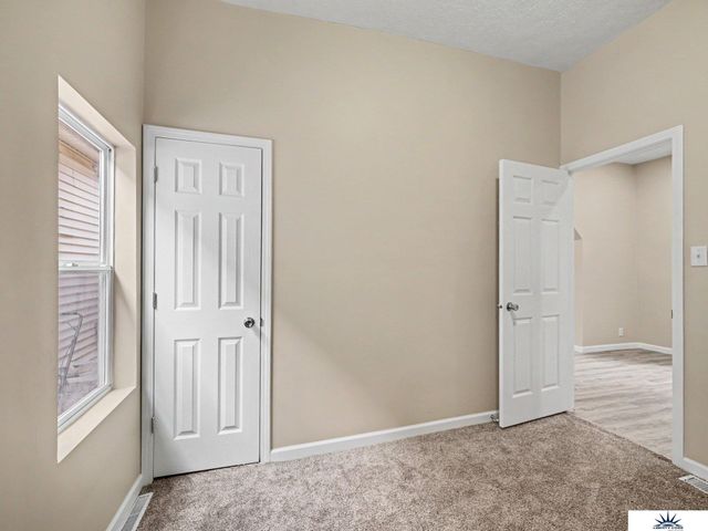4120 N 28 Street, Omaha, NE 68111
