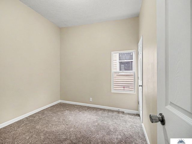 4120 N 28 Street, Omaha, NE 68111
