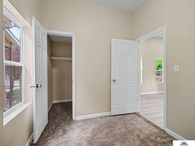 4120 N 28 Street, Omaha, NE 68111