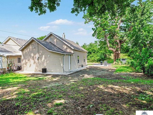 4120 N 28 Street, Omaha, NE 68111