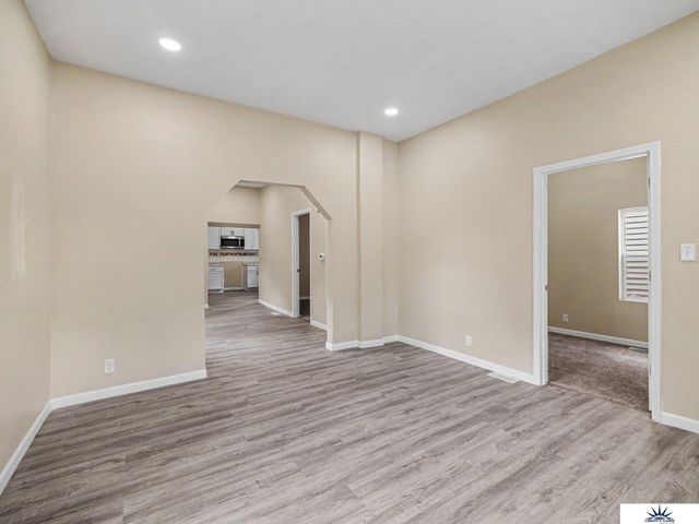 4120 N 28 Street, Omaha, NE 68111