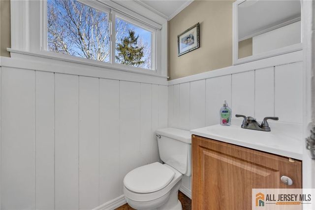 68 Hastings Road, South Brunswick, NJ 08824