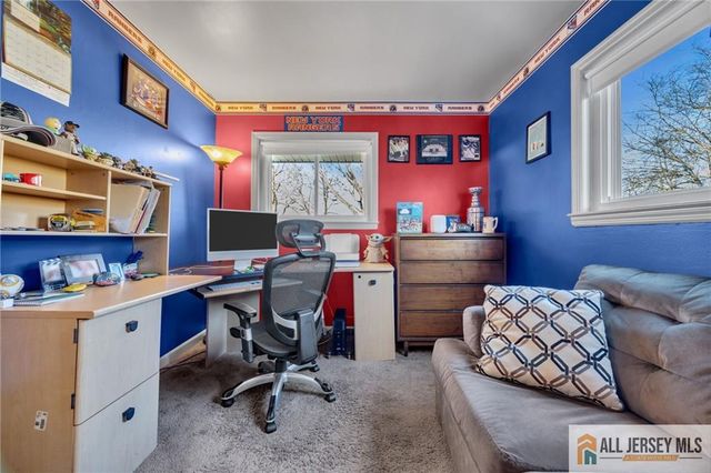 68 Hastings Road, South Brunswick, NJ 08824