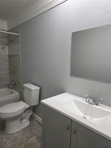 5501 Miami Drive, Rowlett, TX 75088