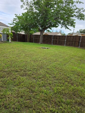 5501 Miami Drive, Rowlett, TX 75088