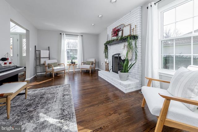 1311 BARNESDALE RD, West Deptford, NJ 08096