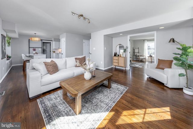 1311 BARNESDALE RD, West Deptford, NJ 08096