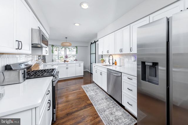 1311 BARNESDALE RD, West Deptford, NJ 08096