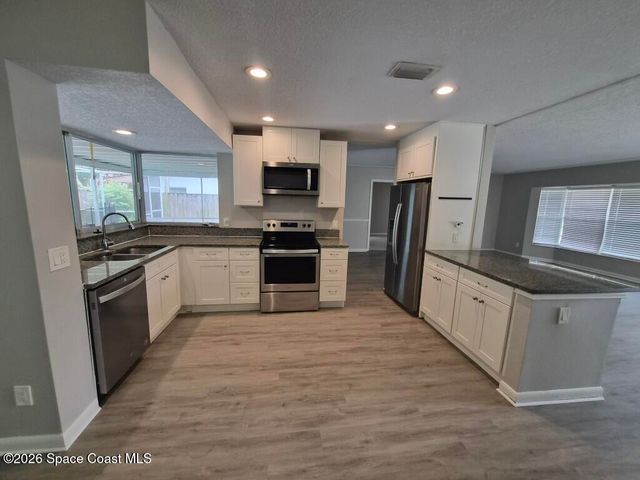 3516 E Roundtree Drive, Cocoa, FL 32926