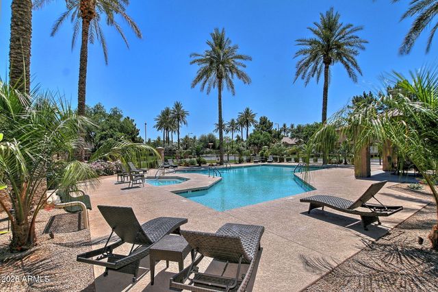 1920 S HUDSON Drive, Chandler, AZ 85286