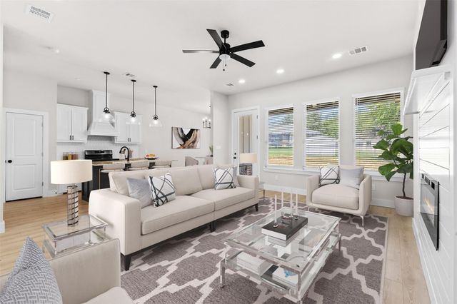 2315 Progress Drive, Brenham, TX 77833