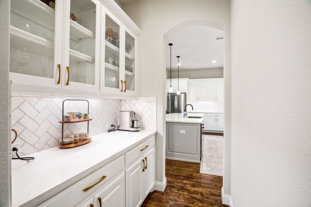 4606 Sky Harbor Drive, Rockwall, TX 75087