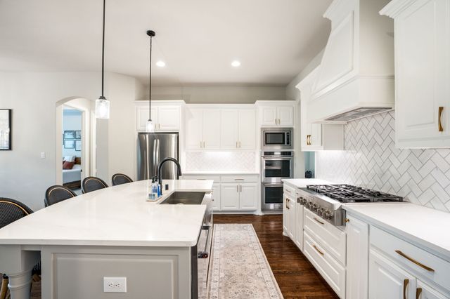 4606 Sky Harbor Drive, Rockwall, TX 75087