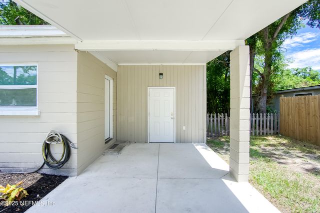 5635 KIMBRELL Drive S, Jacksonville, FL 32210