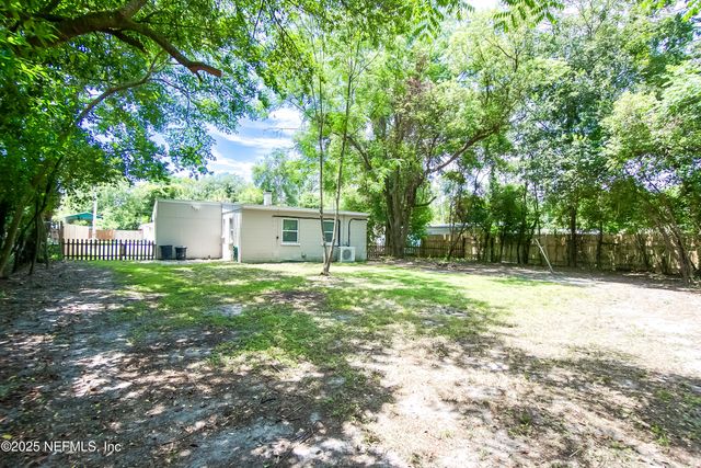 5635 KIMBRELL Drive S, Jacksonville, FL 32210