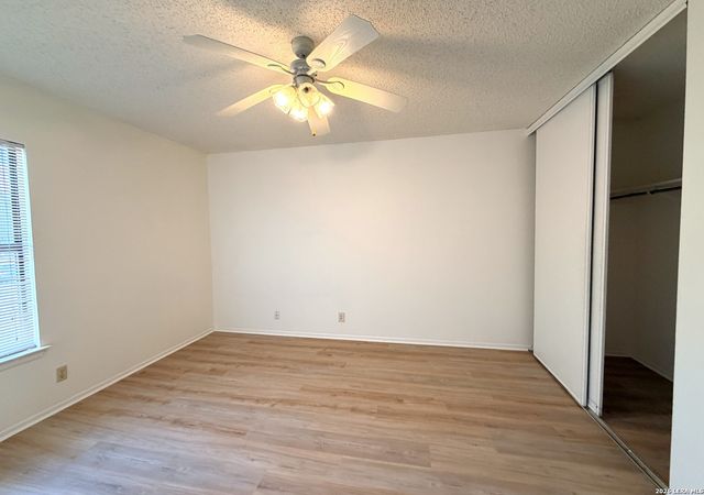 9202 ROQUEFORT, San Antonio, TX 78250