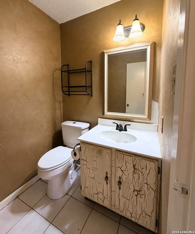 9202 ROQUEFORT, San Antonio, TX 78250