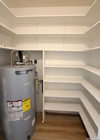 9202 ROQUEFORT, San Antonio, TX 78250