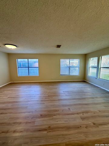 9202 ROQUEFORT, San Antonio, TX 78250