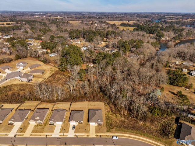 2135 Dawson Lane NE, Cullman, AL 35058