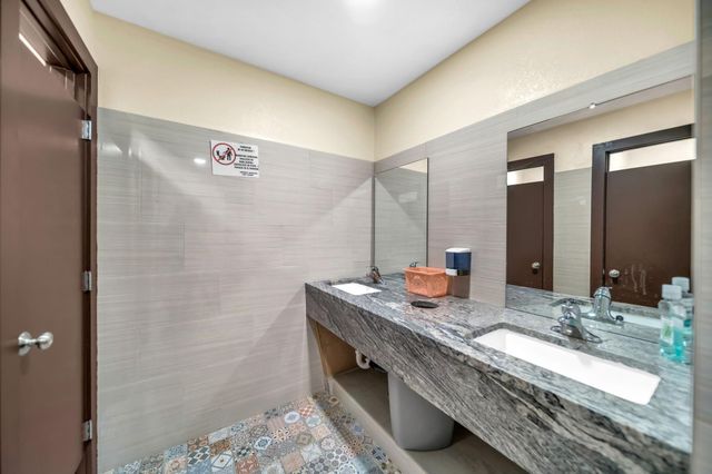 10894 Los Cabos Drive, Conroe, TX 77306