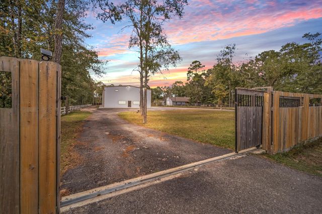 10894 Los Cabos Drive, Conroe, TX 77306