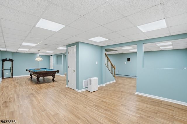 2 Woodside Ave, West Caldwell Twp., NJ 07006