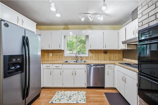 3462 Summie Drive SW, Lilburn, GA 30047