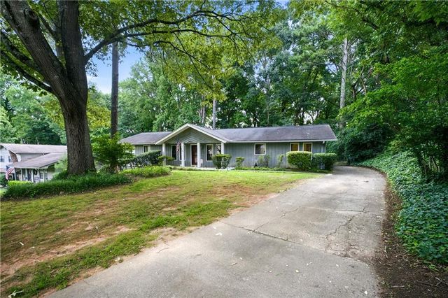 3462 Summie Drive SW, Lilburn, GA 30047