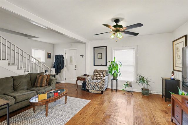 431 Orange Street, Jackson, MI 49202