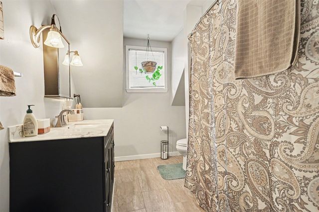 431 Orange Street, Jackson, MI 49202