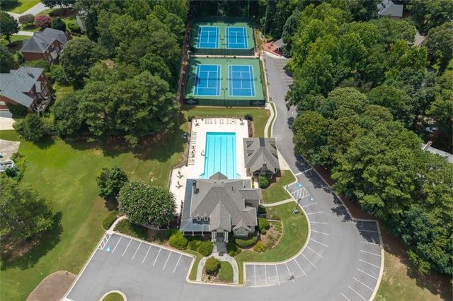 1455 Natchez Way, Grayson, GA 30017