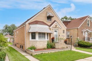 2143 N 76th Avenue, Elmwood Park, IL 60707