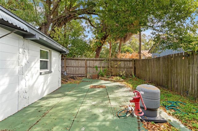 314 W ALVA STREET, Tampa, FL 33603