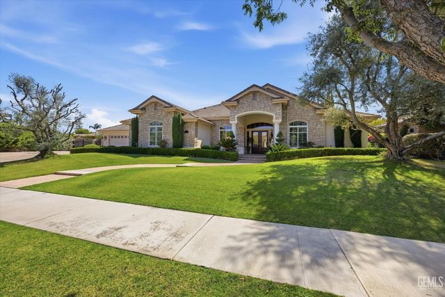 11419 Harrington Street, Bakersfield, CA 93311