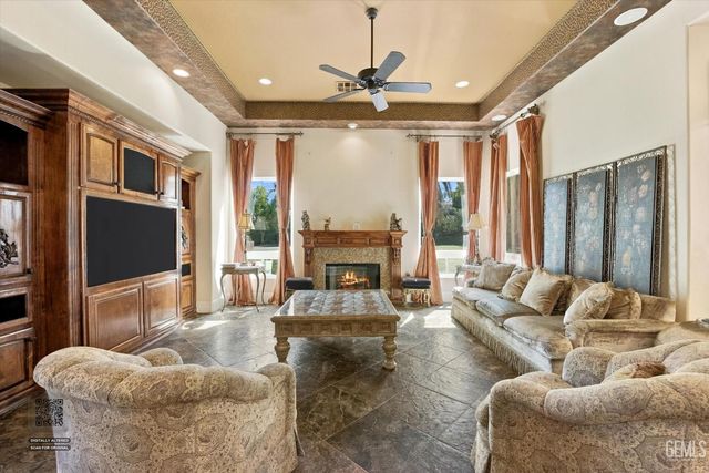 11419 Harrington Street, Bakersfield, CA 93311