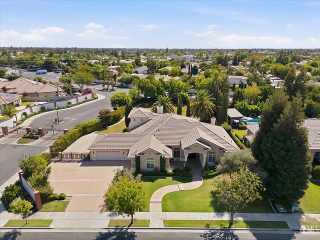 11419 Harrington Street, Bakersfield, CA 93311