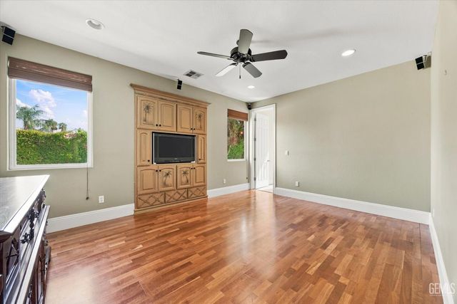 11419 Harrington Street, Bakersfield, CA 93311