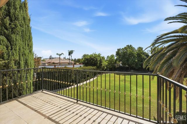 11419 Harrington Street, Bakersfield, CA 93311