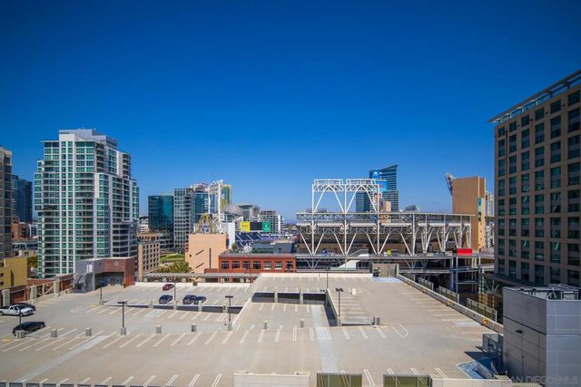 207 5th Ave 1224, San Diego, CA 92101