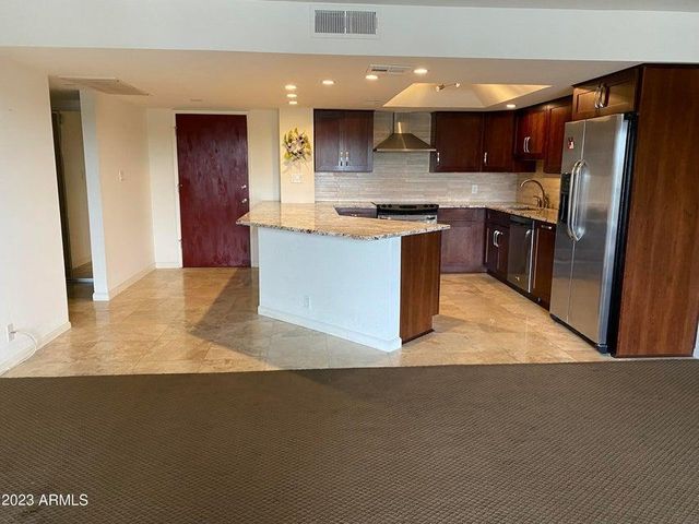 7820 E Camelback Road 501, Scottsdale, AZ 85251